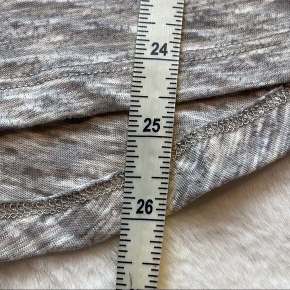 Marmot Gray Hooded Light Weight Pullover Top Size Medium - Picture 10 of 10